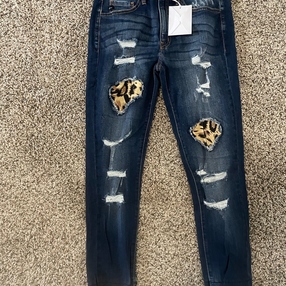 KanCan Blue Straight Leg Jeans with Distressed Details